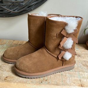 EUC Koolaburra by Uggs Womens boots - Victoria, short bootie